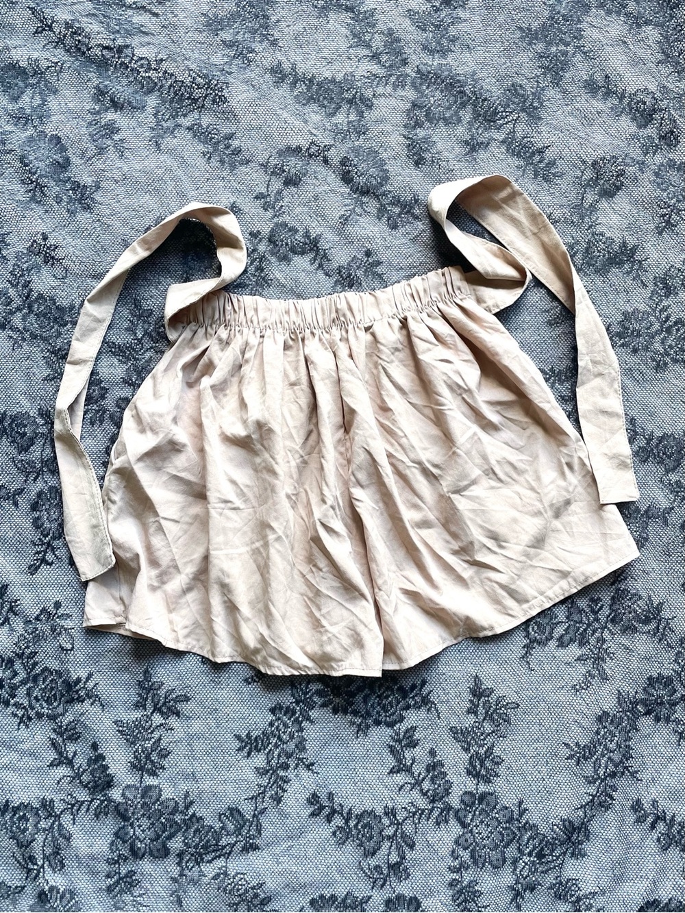 Light Beige Tie-Waist Pleated Skorts